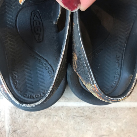 SOLD Lightweight  Keens - Picture 6 of 6